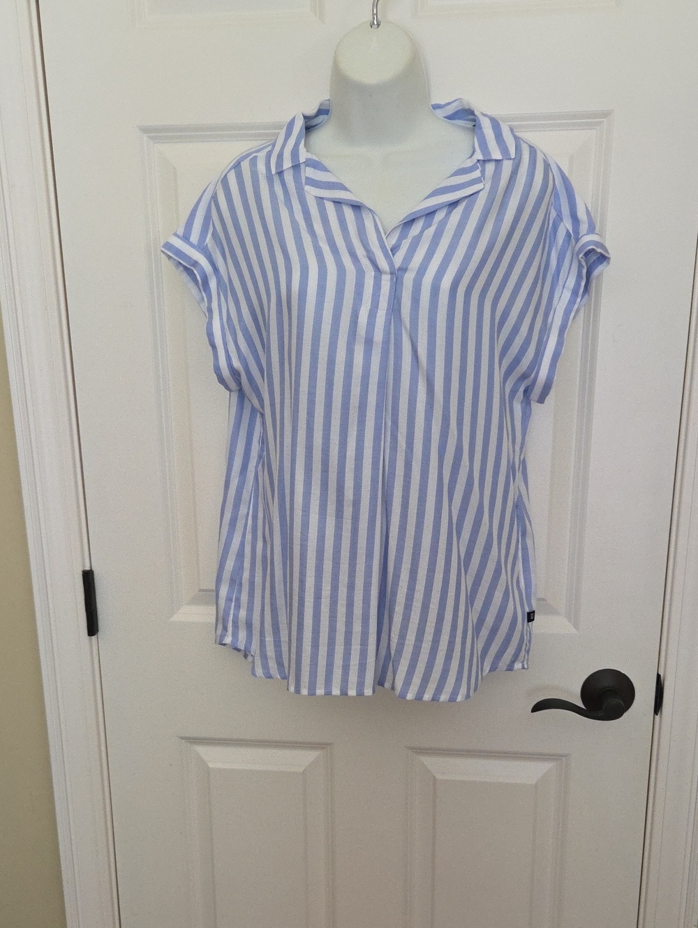GAP Striped Blue & White Cap Sleeve Blouse